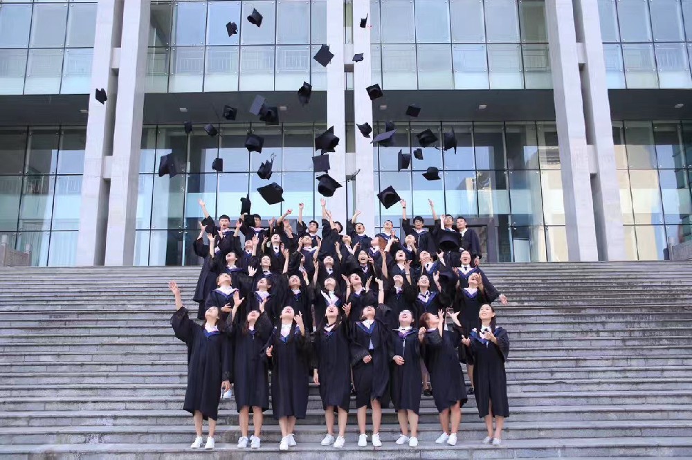 老師，您辛苦啦！